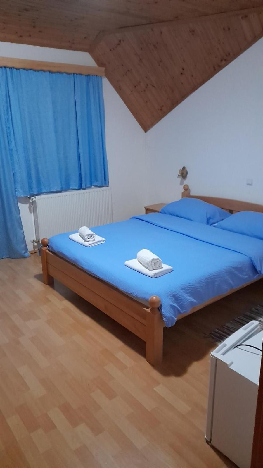 Apartman & Sobe Orhideja Smoljanac Buitenkant foto