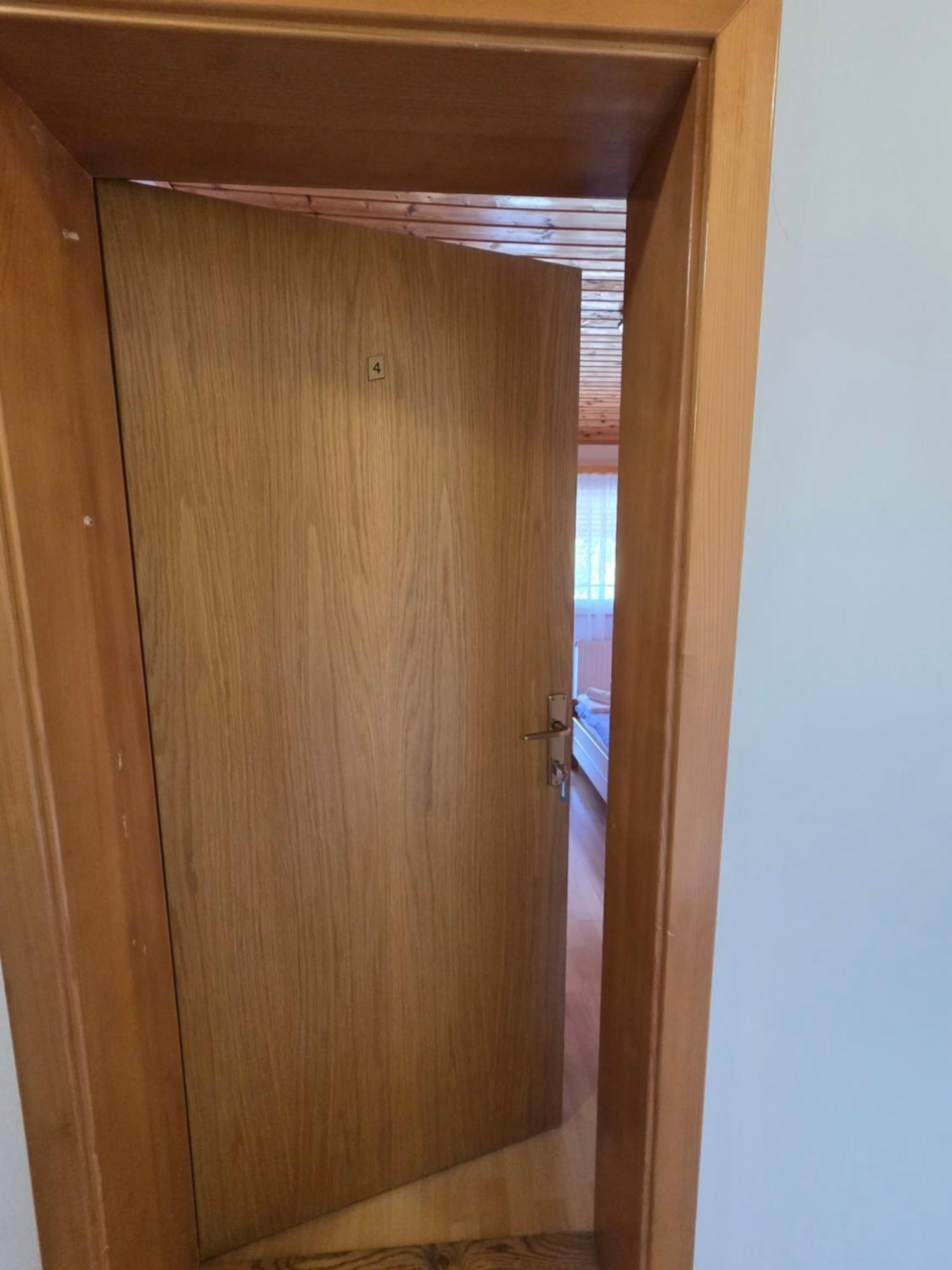 Apartman & Sobe Orhideja Smoljanac Buitenkant foto