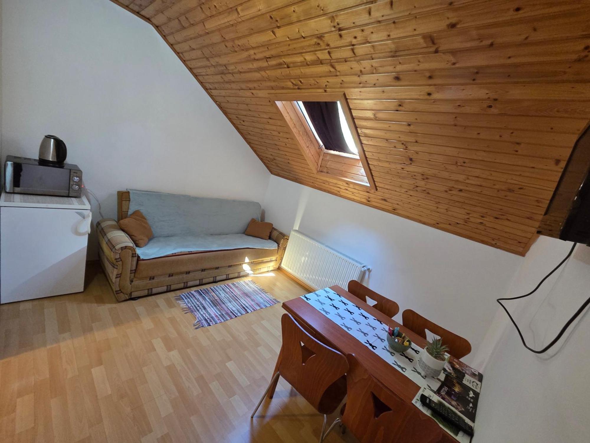 Apartman & Sobe Orhideja Smoljanac Buitenkant foto